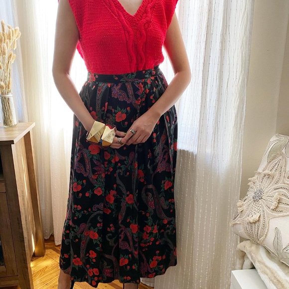 SOLD Country Suburbans Floral Vintage Maxi Skirt - Picture 1 of 4